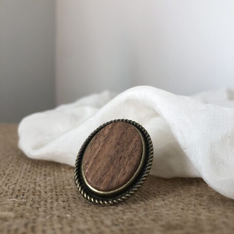 Bague en bronze et bois noyer