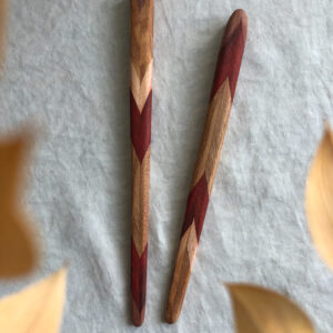 pic a cheveux en bois