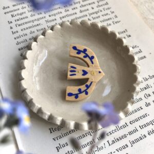 broche oiseau peinte